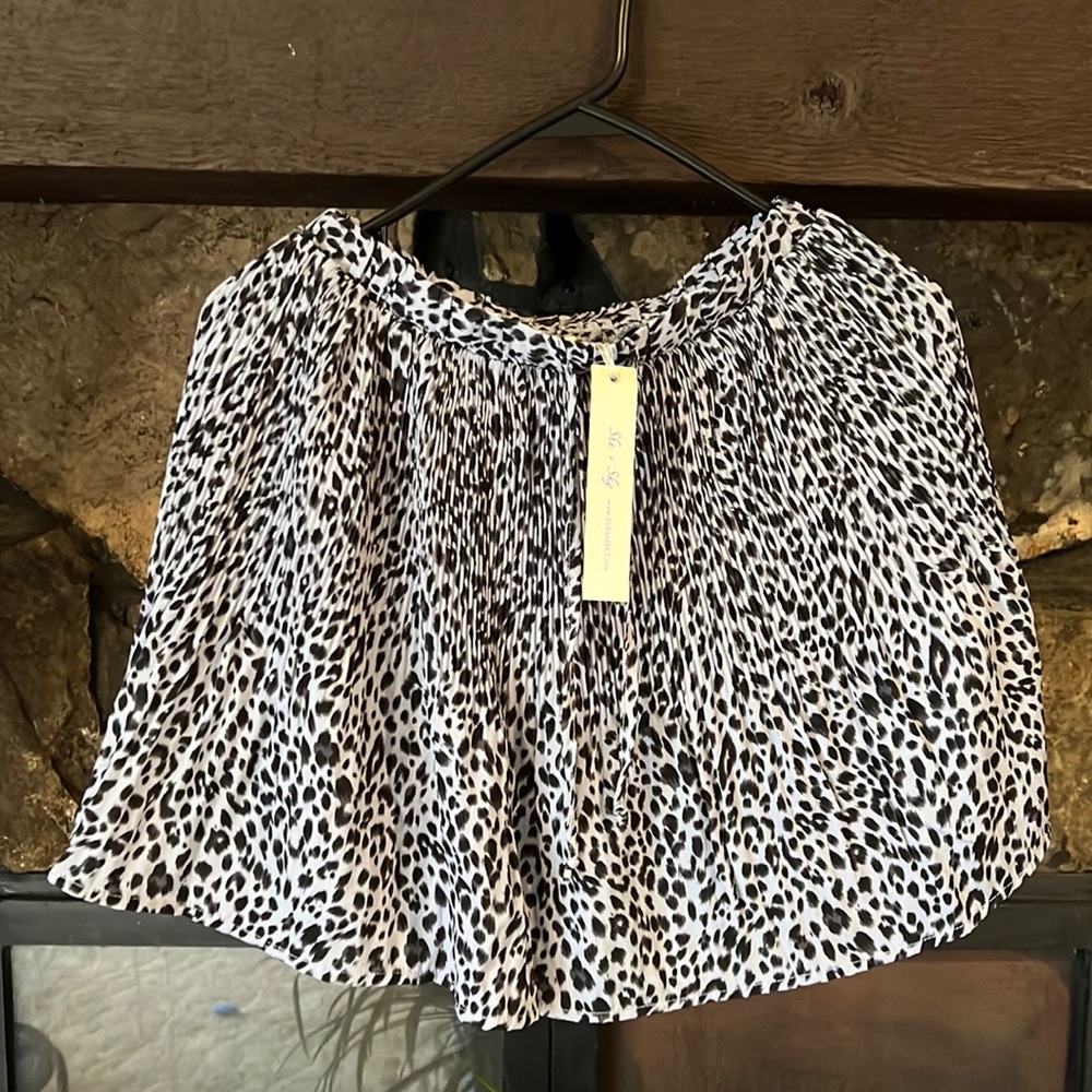 She + Sky small animal print gray & black pleated mini skirt NWT drawstring CUTE